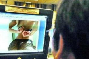 看国产黄色录像,暗流涌动的地下世界  第2张 看国产黄色录像,暗流涌动的地下世界  第2张